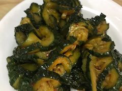 蓑衣黄瓜-王三姑牛肉饼