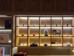 -荷风细雨·中国茶宴(世纪大道店)