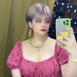 -变画·发型STUDIO