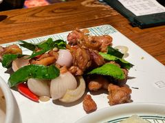 泰式柠檬香叶鸡-云海肴·汽锅鸡·云南菜(美罗城店)