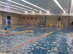 -蓝天国际游泳培训基地(华腾园店)