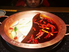 -山城鼎重庆老火锅(西安钟楼店)