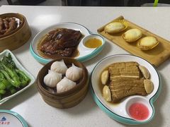 -阿政粤小馆(中央大街店)