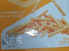 Calbee牌Jagabee黄油酱油味薯条-良品铺子(白云新世界店)