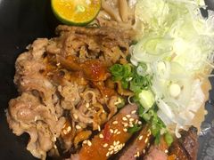 超级炙烧牛三拼丼-町门烤肉拌饭专门店(新天地店)