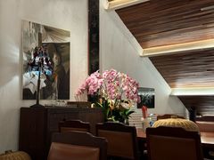-Cuc Gach Quan Restaurant
