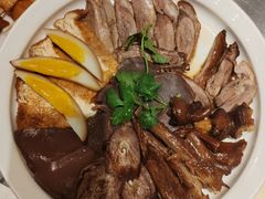 -潮界(LU·ONE凯德晶萃广场店)