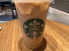 -星巴克臻选(上海中环广场2F店)