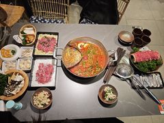 -楠小云·云南鲜菌·鲜牛自助火锅(九眼桥店)
