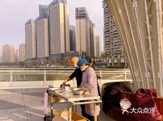 ️️️童年的味道｜｜桥上的韭菜盒子