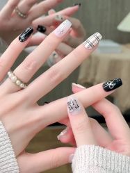 -悦指间美甲美睫