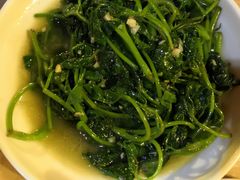 清炒地瓜叶-琼大师东方烤乳猪(亚特兰蒂斯店)