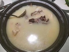 -鸭王烤鸭店(三里河店)