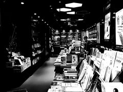 -西西弗书店(城西银泰城店)