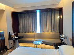 -上海龙之梦万丽酒店