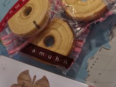 -红宝石·鲜奶小方·海派西点房(南丹店)