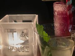 -TZ House音乐现场(来福士中心店)