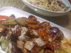 -老码头黑皮肘子锅包肉(赣水路店)