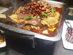 -辣尚瘾·烤鱼·新川菜(交大直营店)