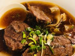 -天下三绝 牛肉面/红酒