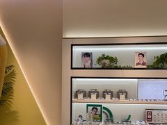 -J-Optical佳视明眼镜·蔡司视觉(青岛金茂览秀城店)