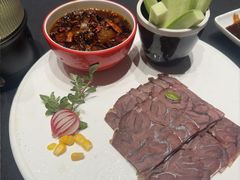 -艳阳天民俗村(公园路店)