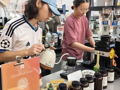 -无牌咖啡&酒馆