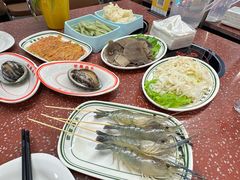 -四囍码头海鲜烧烤自助火锅(外滩南京东路悦荟广场店)