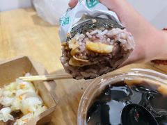 咸蛋黄饭团-郭爸烧仙草(西航·潭人街店)