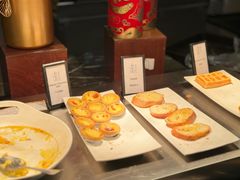 -广州万富希尔顿酒店·感趣自助餐厅·金秋蟹宴生蚝海鲜刺身