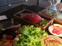 -湊湊火锅·茶憩(新中关购物中心店)