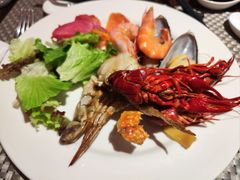 -BLU 全日制餐厅(上海安曼纳卓悦酒店)