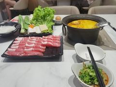 -呷哺呷哺(融创茂店)