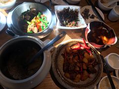 -隔壁老王·家常云南菜(花巷店)