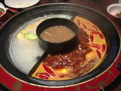 -巴邑火锅·夜宵(港隆广场店)