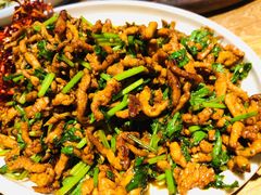 香辣肉丝-姥姥家春饼店(佳亿时尚广场店)