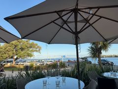-Takapuna Beach Cafe