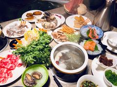 -V-ONE西雅图海鲜自助餐厅(仓山万达广场店)