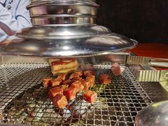 雪花肉粒-肉甲韩国木炭烤肉(新壹街1店)
