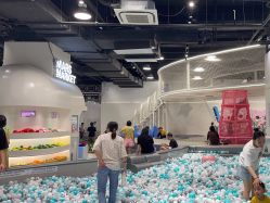 -MINI MARS KIDS CLUB亲子家庭中心(长宁天山店)