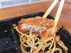 奥尔良鸡腿排意面糯米双拼饭&nbsp;-全家便利店(孩儿巷店)