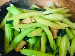 越谜招牌炒芥兰-越谜·越南餐厅(长白店)
