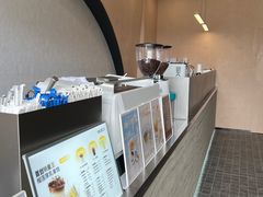 -本来不该有·鲜果咖啡(大梅沙店)