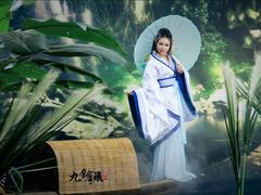 -九月鹰飞汉服摄影工作室