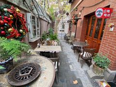 -古董花园(思南路42弄小区店)