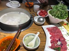 -龙记斑鱼火锅鲜切牛肉自助(红山路店)