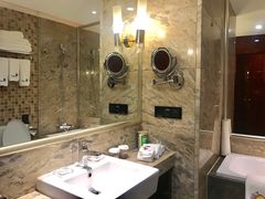 -东北大厦酒店(沈阳北站青年大街店)