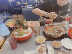 -一绪に寿喜烧(荟聚店)