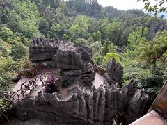 -梭布垭石林景区