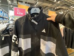 -百年港湾奥特莱斯(香炉礁店)